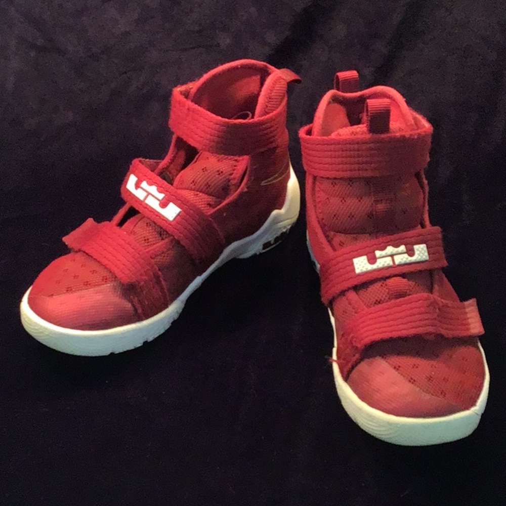 Nike LeBron Soldier 10 "Christ the King" Kid's 2Y